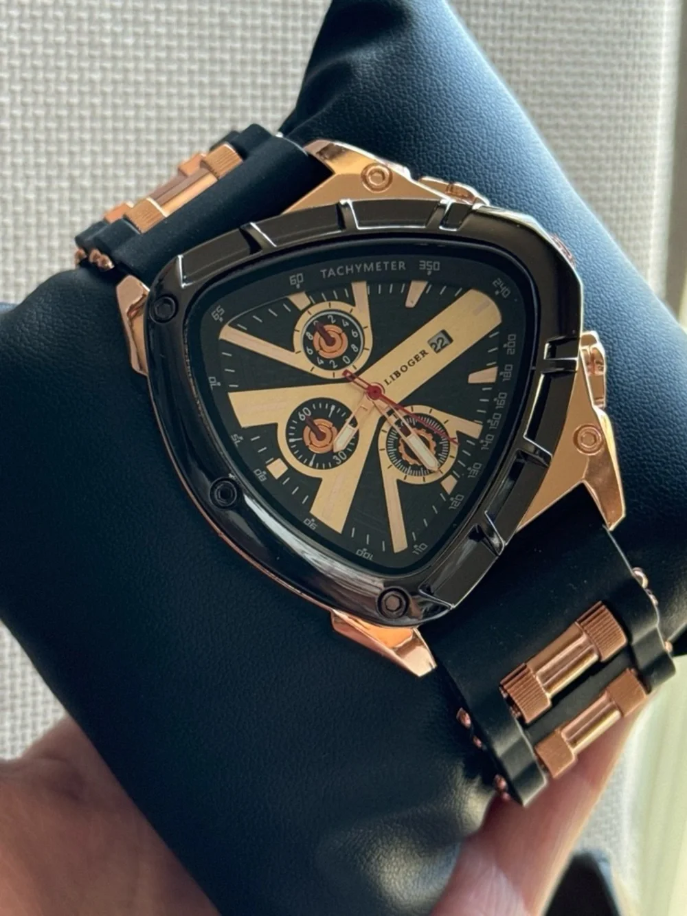 Stylish Luxury Mens Watch🔥🔥🔥🔥